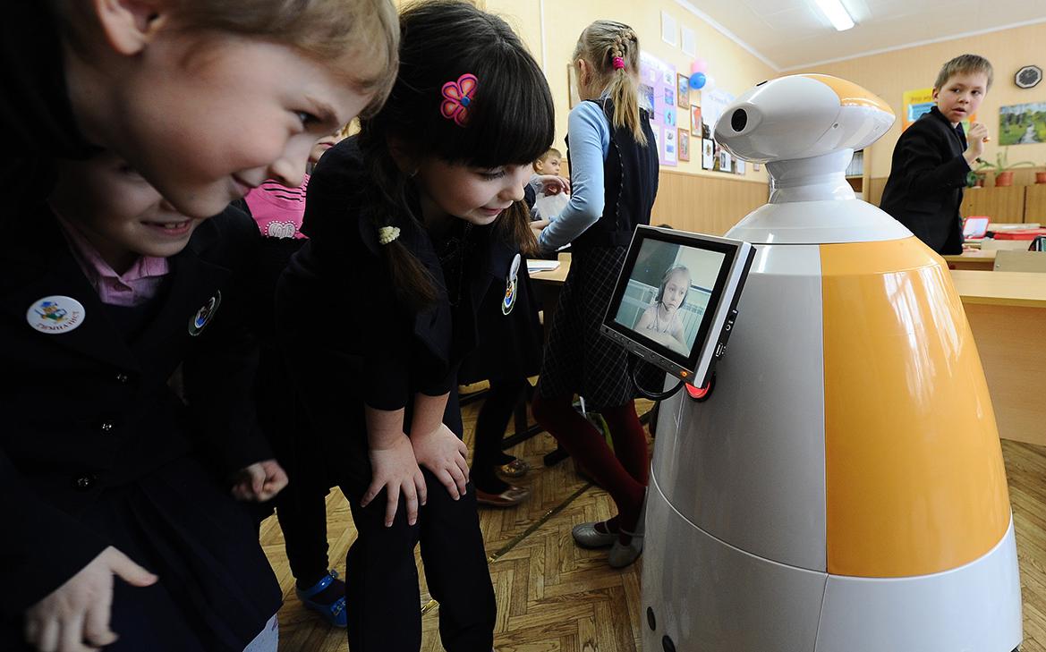 Робот-педагог: как развивается рынок новых устройств для образования