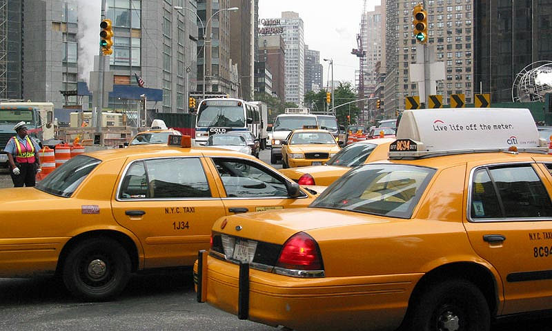 В Нью-Йорке разоблачены десятки тысяч таксистов-аферистов