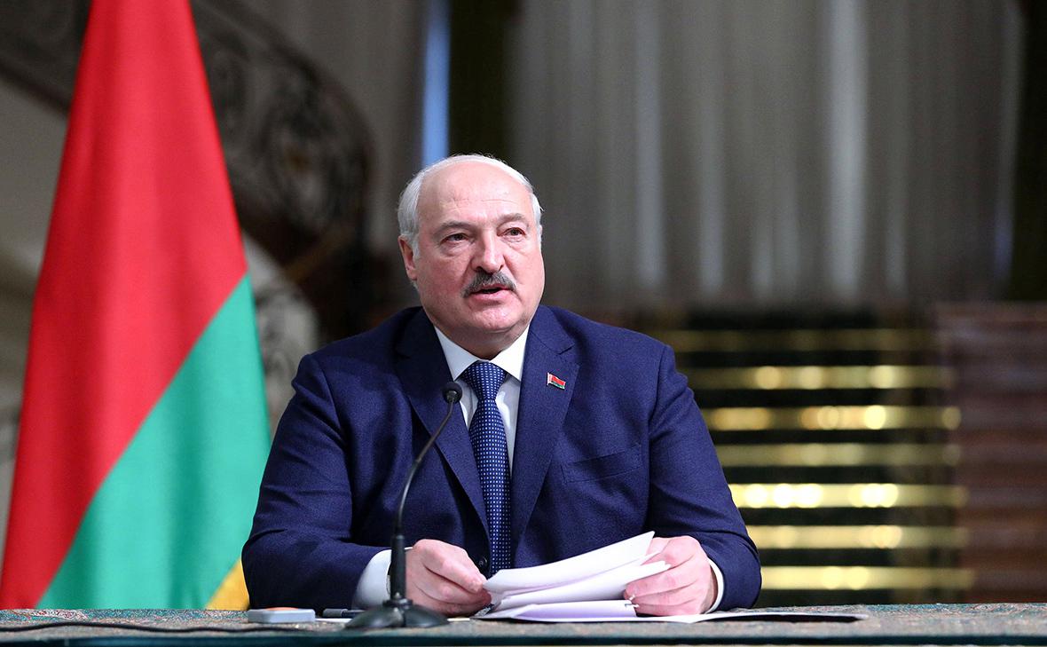 Лукашенко попросил у России гарантии защиты Белоруссии