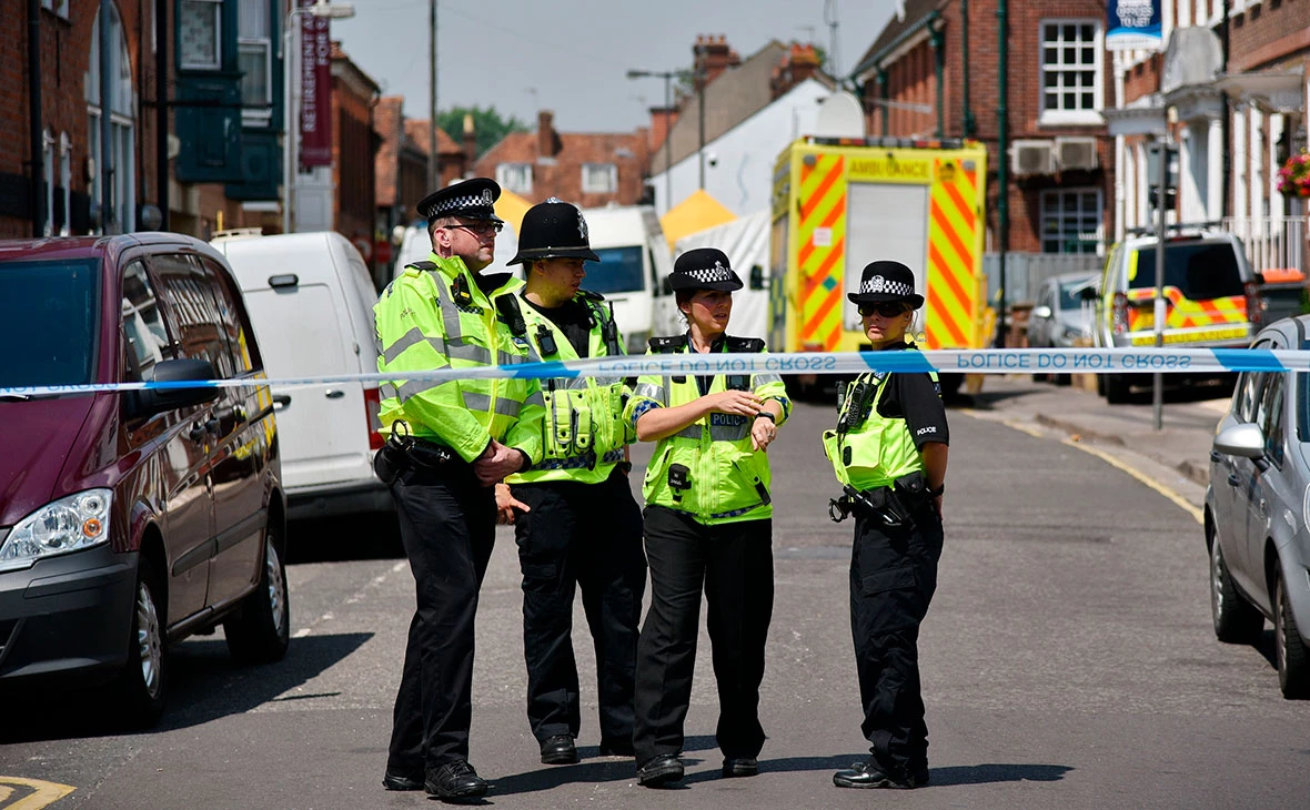 1000 Words / Shutterstock