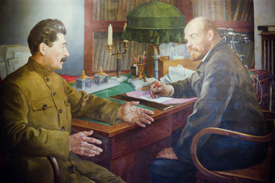 Картина Н.&nbsp;Шестопалова &laquo;Ленин и Сталин&raquo;.&nbsp;1938 год




