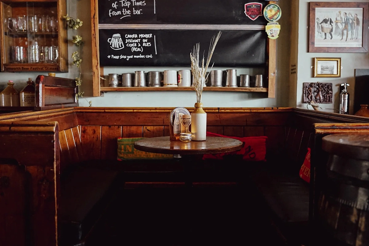 Паб в здании XVI века в третий раз стал лучшим в Великобритании. Фото