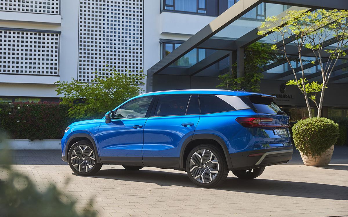 От Lada Azimut до Skoda Kodiaq. Самые дешевые кроссоверы лета 2025 года