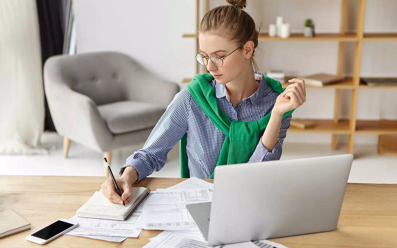 Платежное поручение: инструкция по заполнению и образец