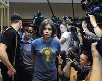 Надежда Толоконникова из Pussy Riot останется в СИЗО