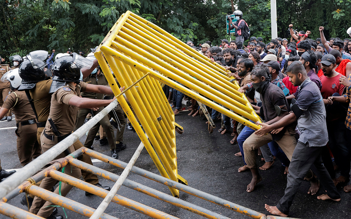 Массовые протесты на Шри-Ланке. Фоторепортаж
