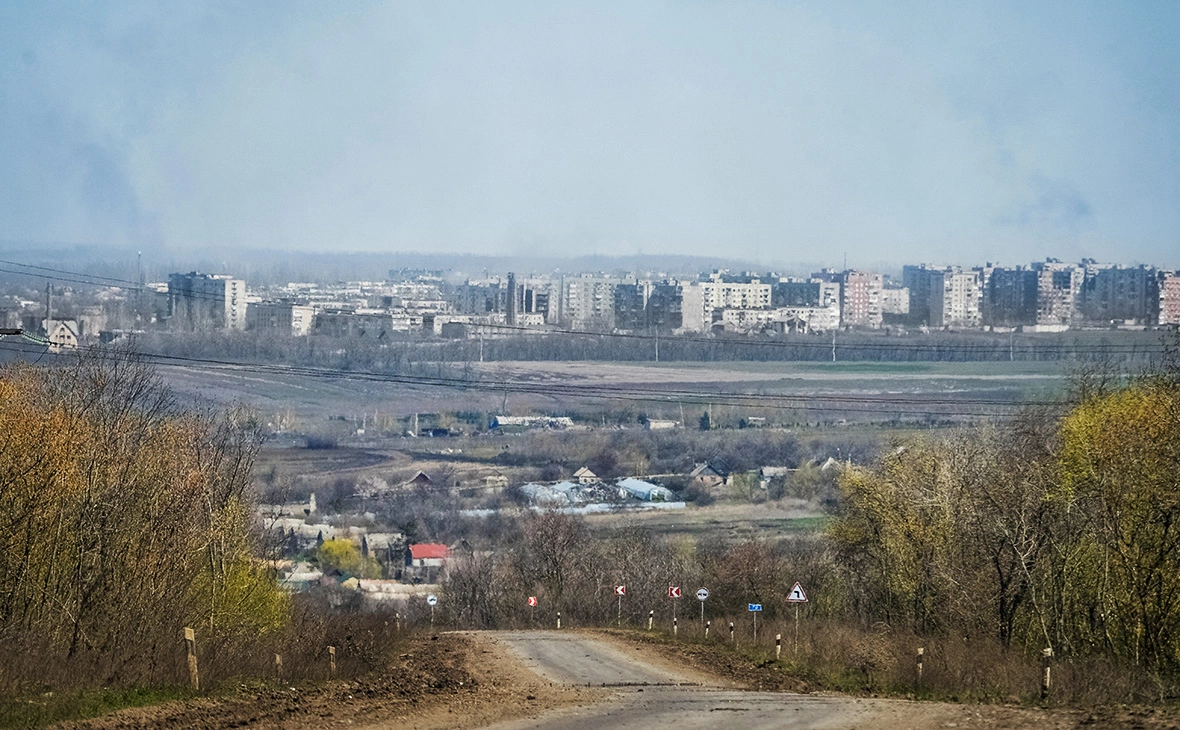 Oleksandr Klymenko / Reuters