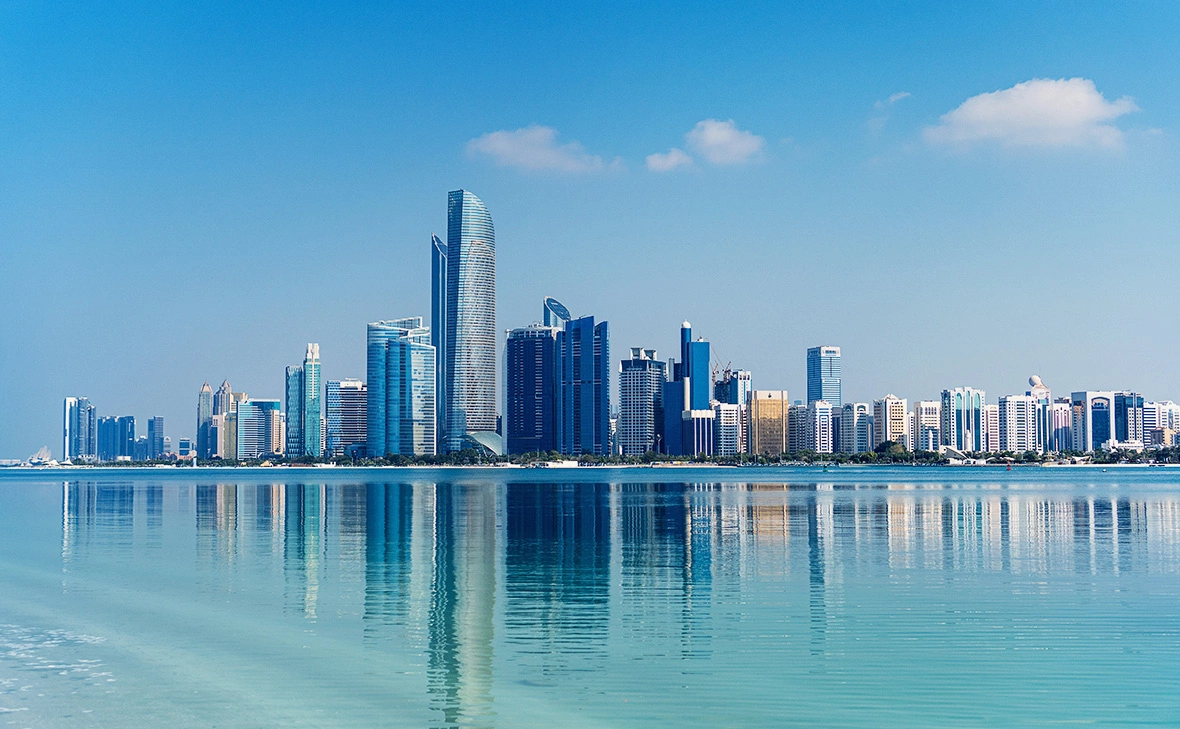 Lim_as_333 / Shutterstock