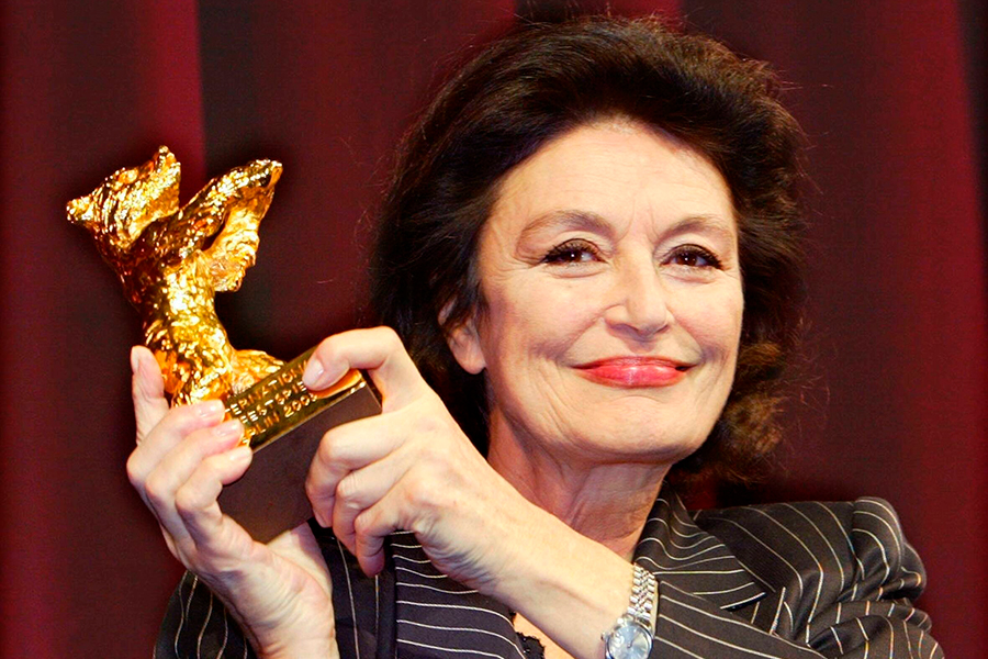 На Берлинском кинофестивале в 2003 году Анук Эме получила почетного &laquo;Золотого медведя&raquo;&nbsp;&mdash; за жизнь в искусстве и за вклад в мировой кинематограф.