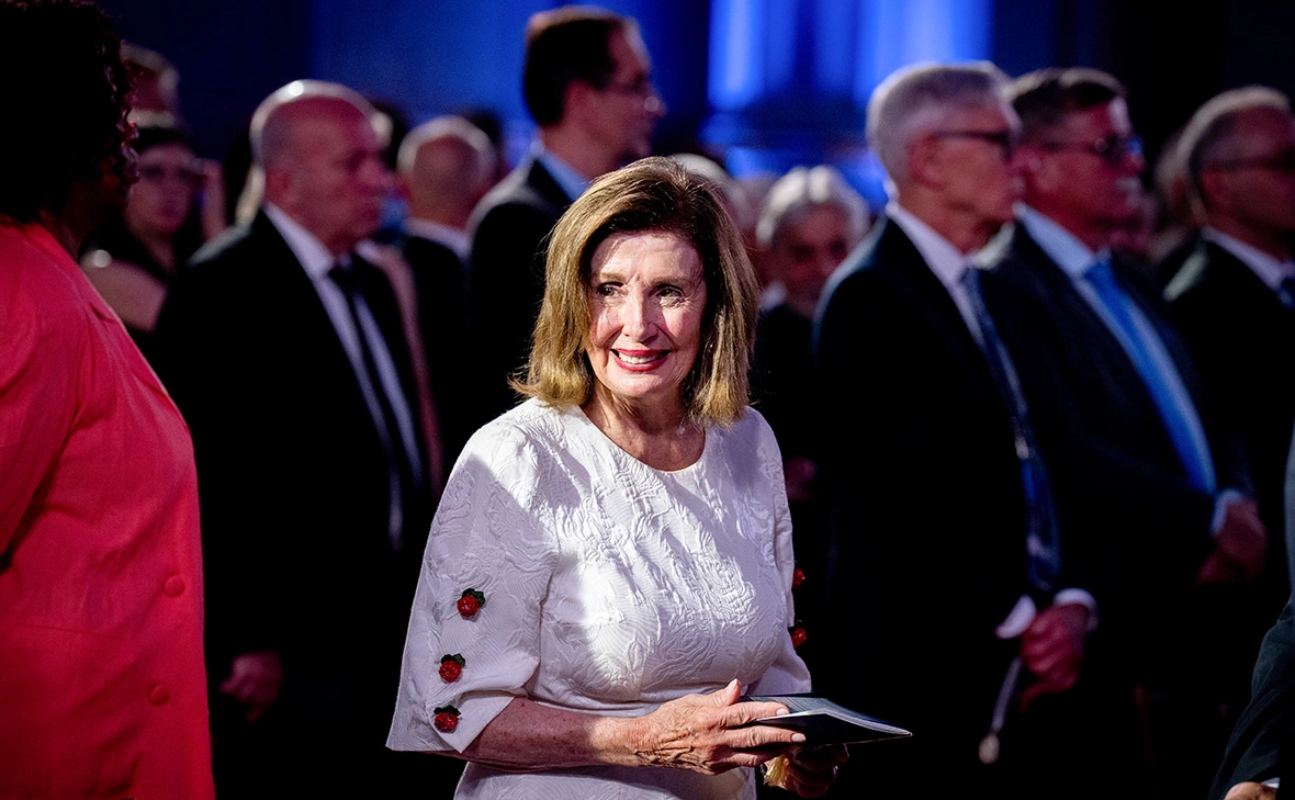 Andrew Harnik / Getty Images