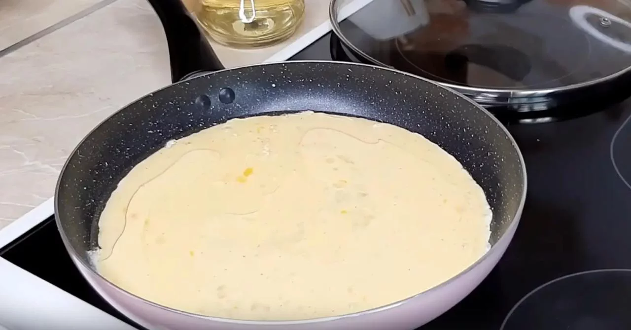 Готовьте омлет 7–10 минут