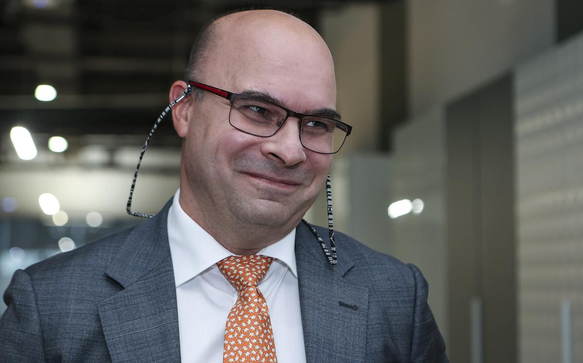 Заботкин назвал неуместными разговоры об укреплении и ослаблении рубля