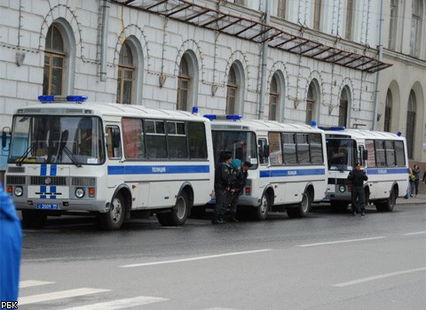 Многотысячная прогулка по московским бульварам 