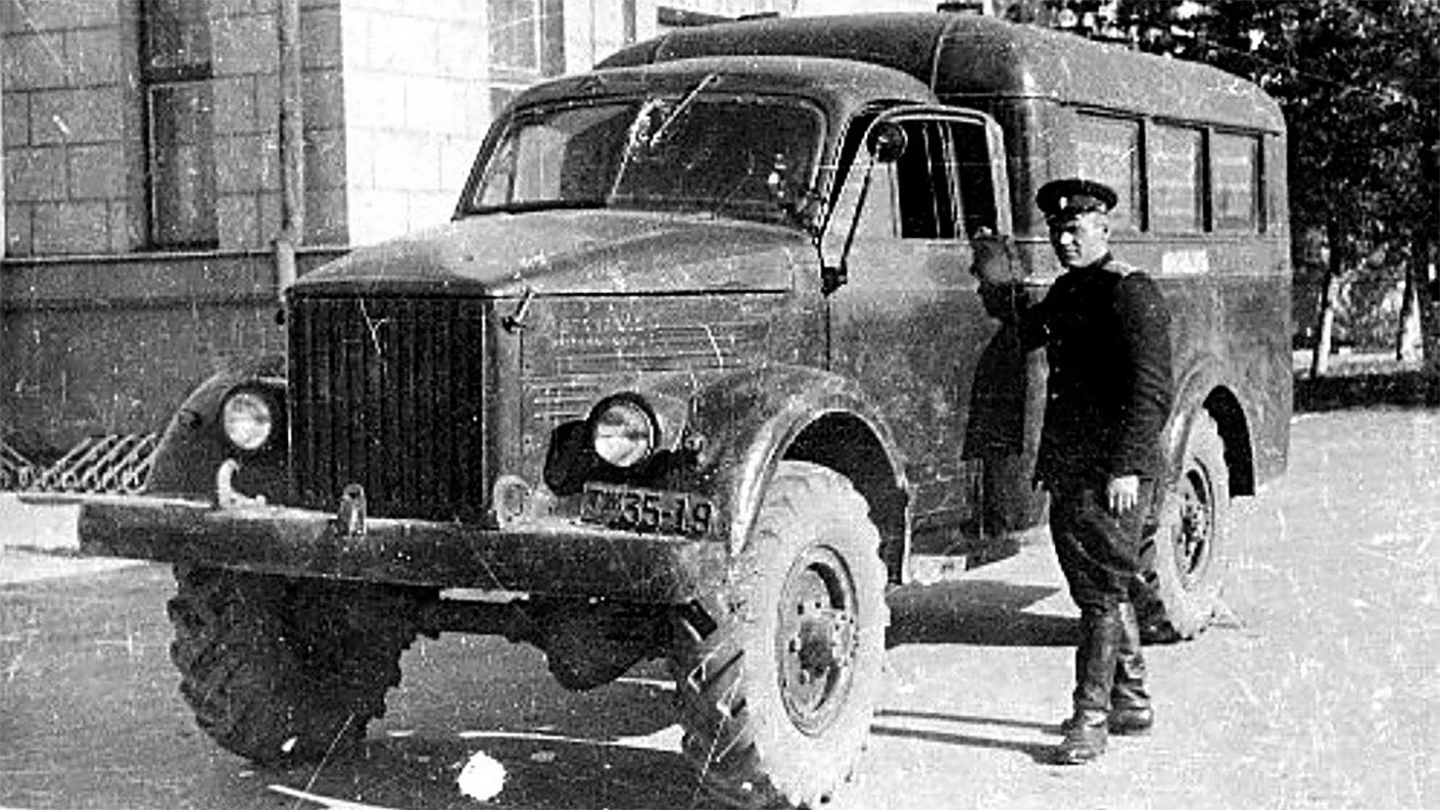 Секретный автопарк: 10 легендарных машин спецслужб СССР