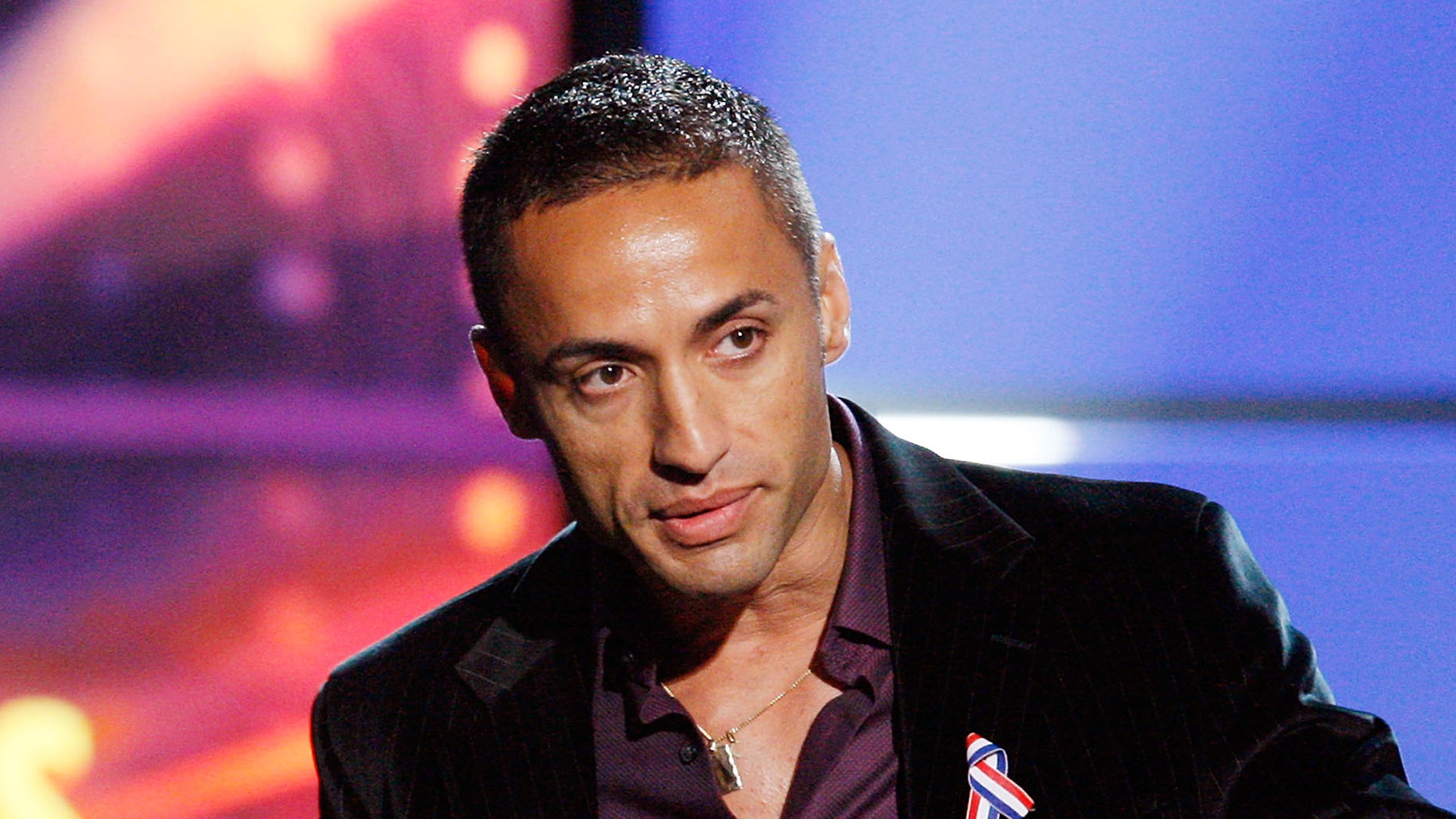 Toni Brekston yalangoch Toni Brekston yalangoch