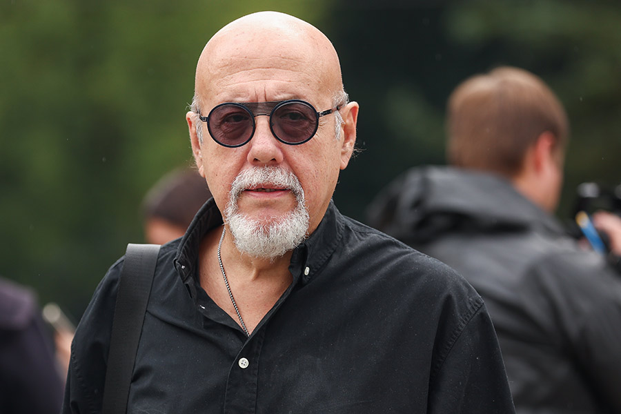 Режиссер, кинокритик Давид Шнейдеров.