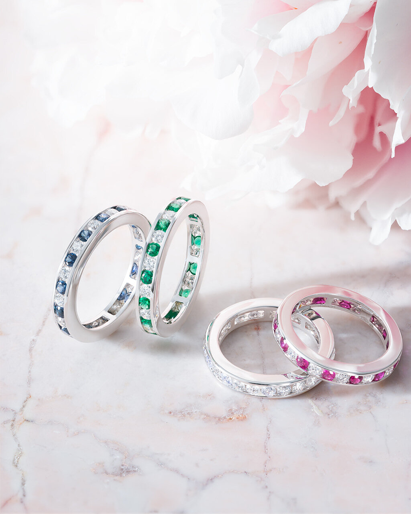 Кольца Color с чередованием цветного драгоценного камня с бриллиантами