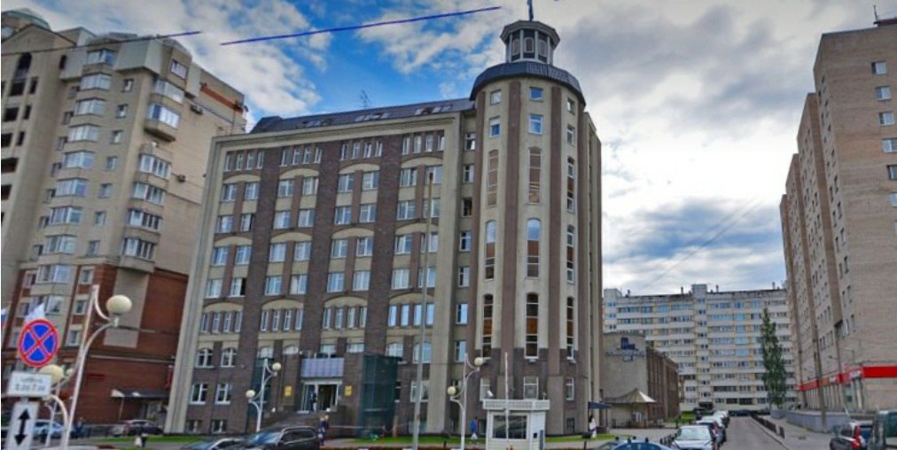 Бывший бизнес-центр Группы &laquo;Эталон&raquo; на Богатырском проспекте