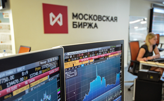 Во время работы Московской биржи


