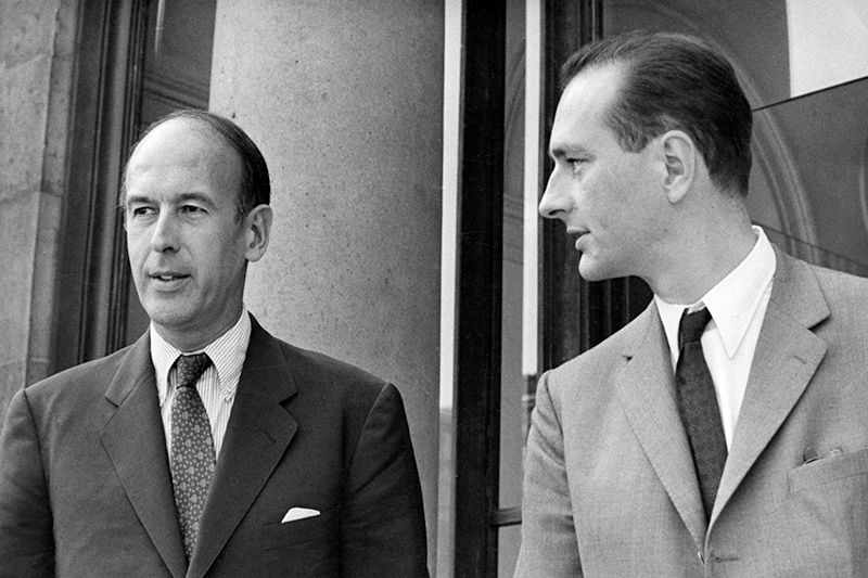 Валери Жискар д'Эстен (президент Пятой республики с 1974-го по 1981 год, слева)