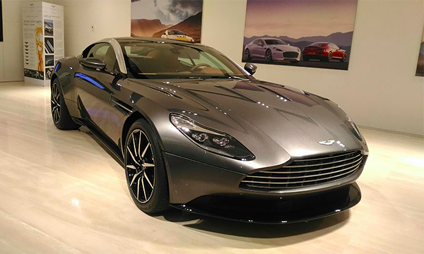 Aston Martin назвал цены на новый DB11 в России