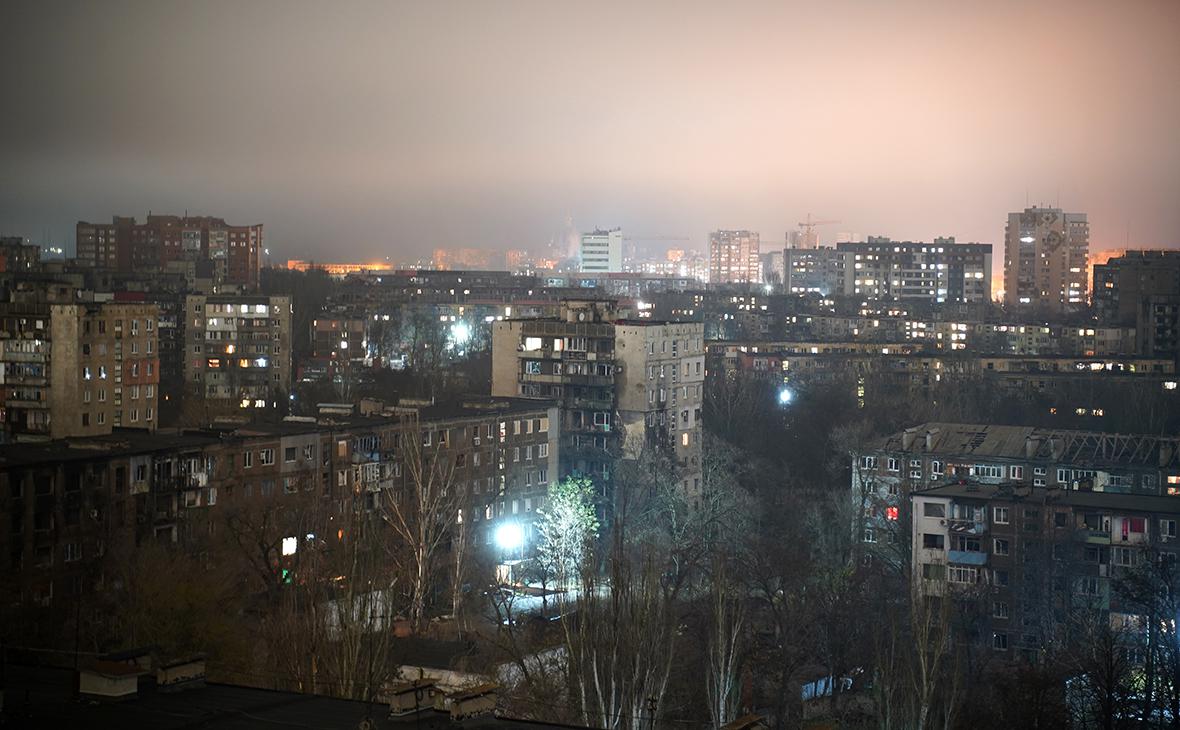 В ДНР заявили об обстреле Мариуполя дальнобойными ракетами"/>













