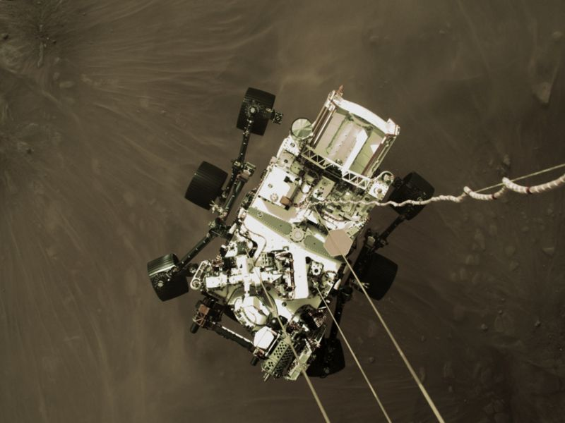 Снимок посадки марсохода Perseverance на Красную планету