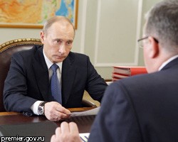 В.Путин отчитал начальника таможни за "видеоотжиг" подчиненных