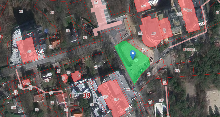 Фото: Скриншот кадастровой карты. Участок, где будет построена гостиница, выделен зелёным