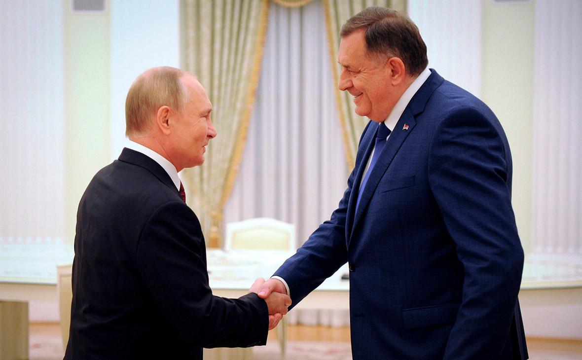 Владимир Путин и Милорад Додик во время встречи в сентябре 2022 года