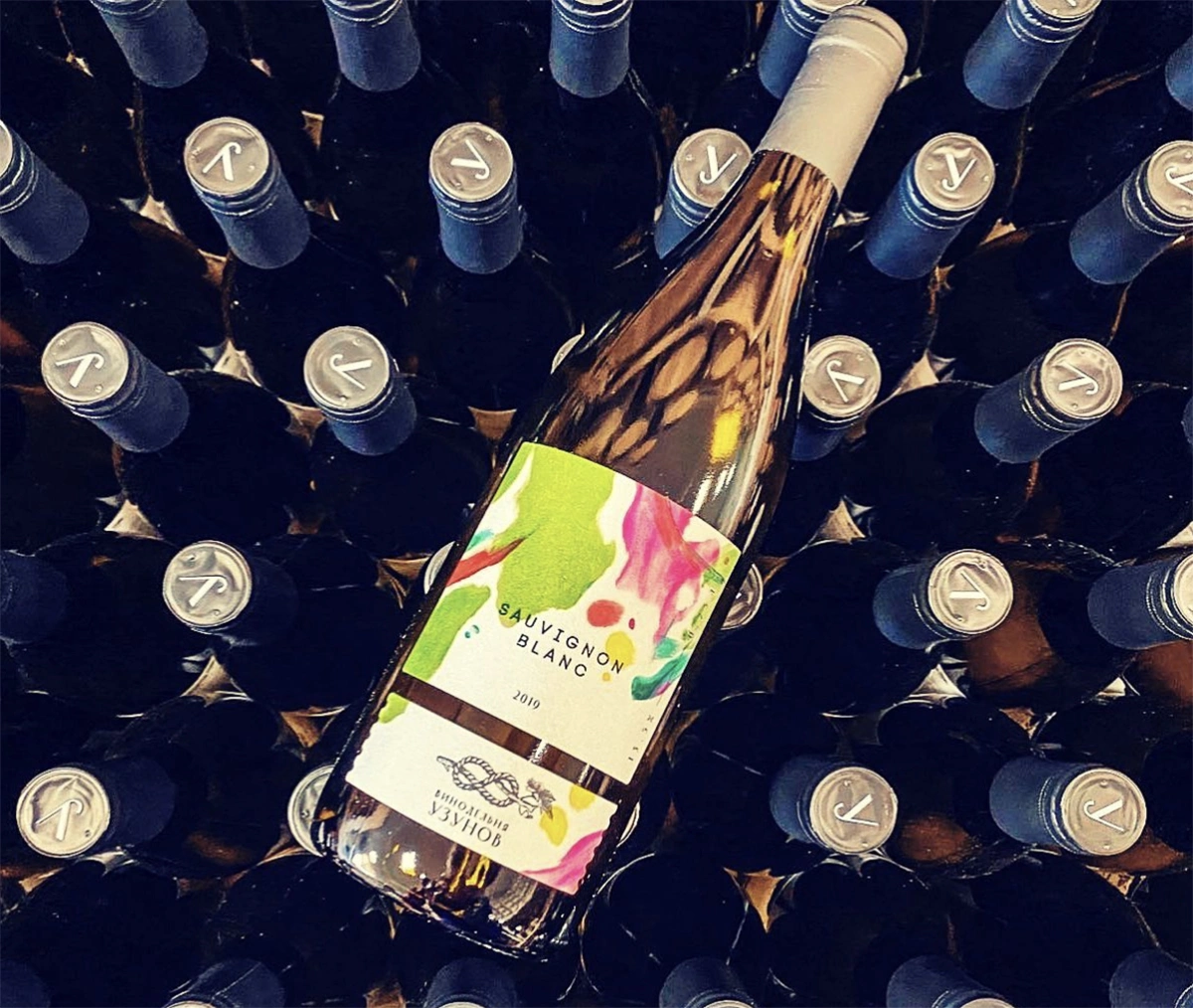 Этикетки с легендой: 10 историй о создании этикеток российского вина