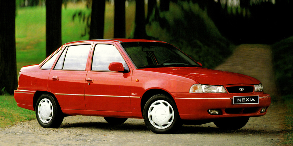 В 2000 г. в России было продано всего 45 000 новых иномарок, а самой популярной стала Daewoo Nexia узбекской сборки &ndash; 12500 машин. На тот момент она стоила около 6 000 долл. или 150 000 руб. и долгое время была одной из самых дешевых иномарок. В 2008 г. Nexia перенесла рестайлинг и продержалась на конвейере еще восемь лет. Новая Nexia создана на основе Chevrolet Aveo и в России продается под новым брендом Ravon.