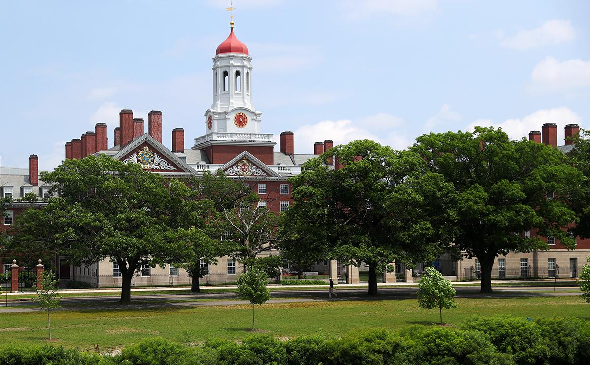 Вид на кампус Гарвардского университета