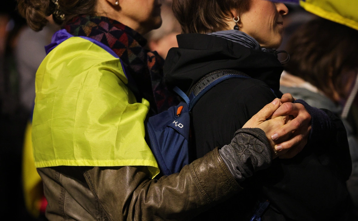 Omer Messinger / Getty Images