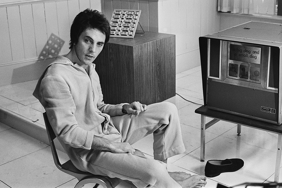 Теренс Стэмп во время съёмок фильма &laquo;Разум мистера Соумса&raquo; на киностудии Shepperton Studios в графстве Суррей, 1969 г.