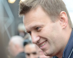 Суд над А.Навальным: секретные материалы. Онлайн (18+)