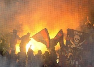В Москве футбольный фанат напал на милиционера