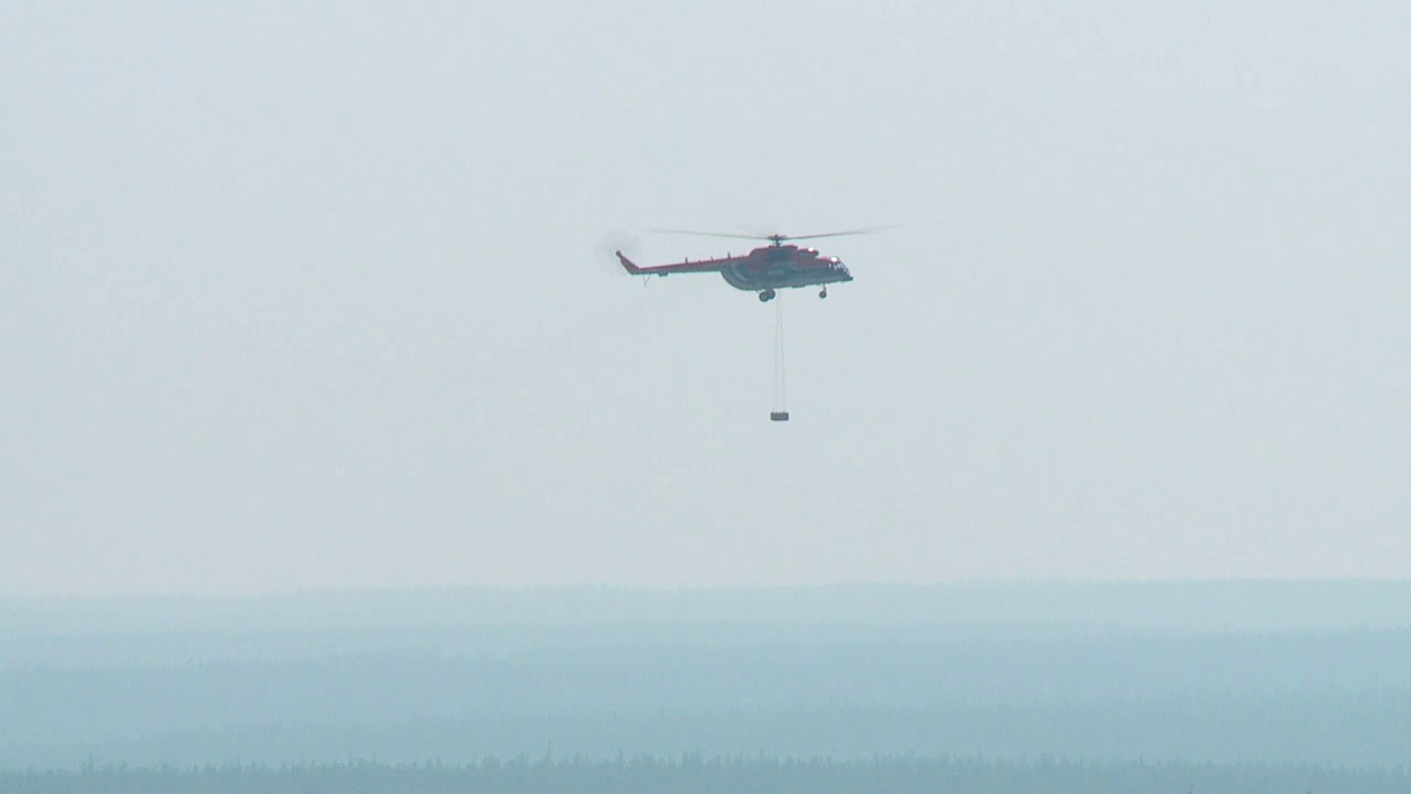 АЛРОСА привлекла вертолет для спасательных работ на руднике «Мир»