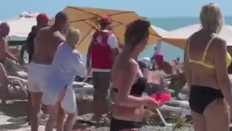 Сотрудники пляжа в Сочи избили молодого человека