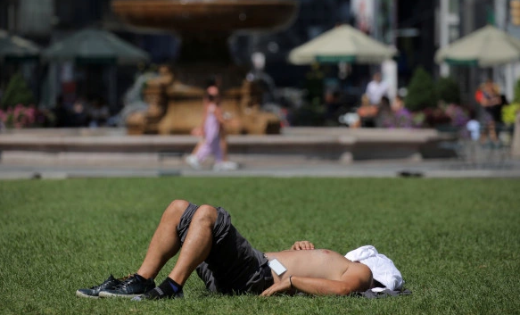 Andrew Kelly / Reuters