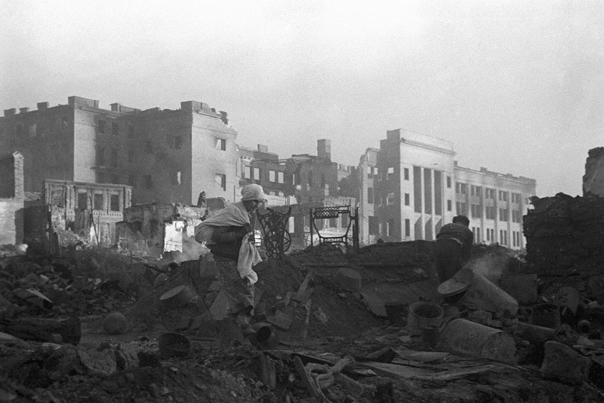 Улицы&nbsp;Сталинграда.&nbsp;1942 год
