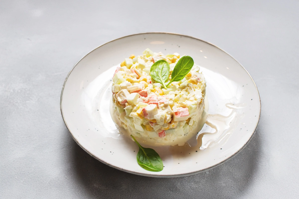 Новогодний стол 2026: что приготовить и как собрать праздничное меню