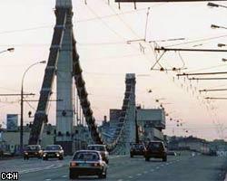 На Крымском мосту столкнулись сразу семь автомобилей