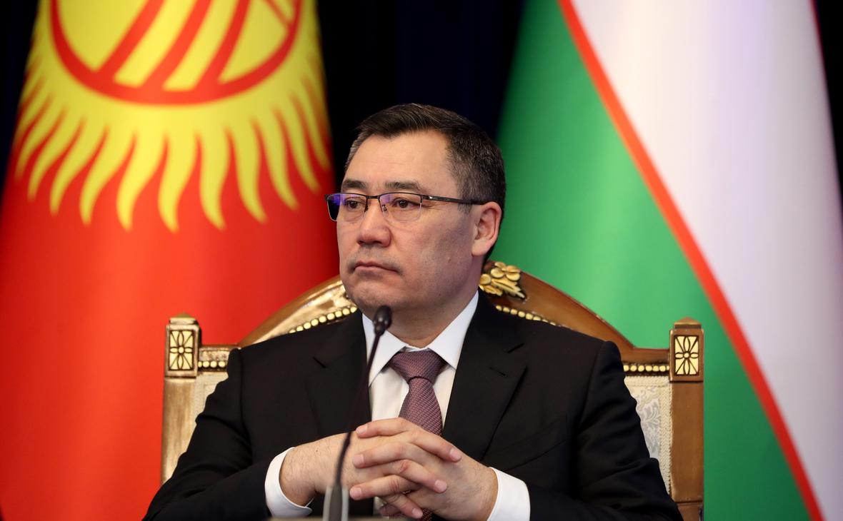 Глава Киргизии собрал экс-президентов и призвал отпустить старые обиды