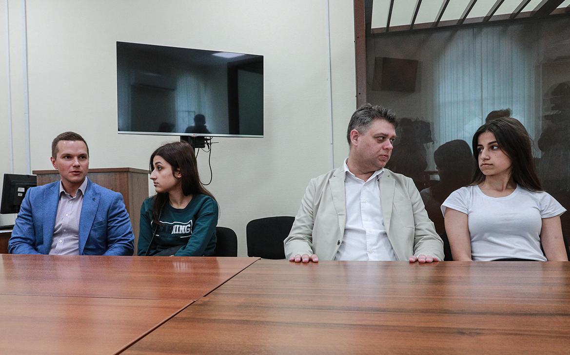 Суд подтвердил виновность отца сестер Хачатурян в насилии над дочерьми