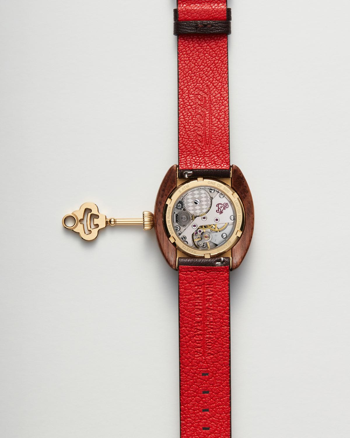 Часы &laquo;Золотой ключик&raquo;, &laquo;Ракета&raquo;