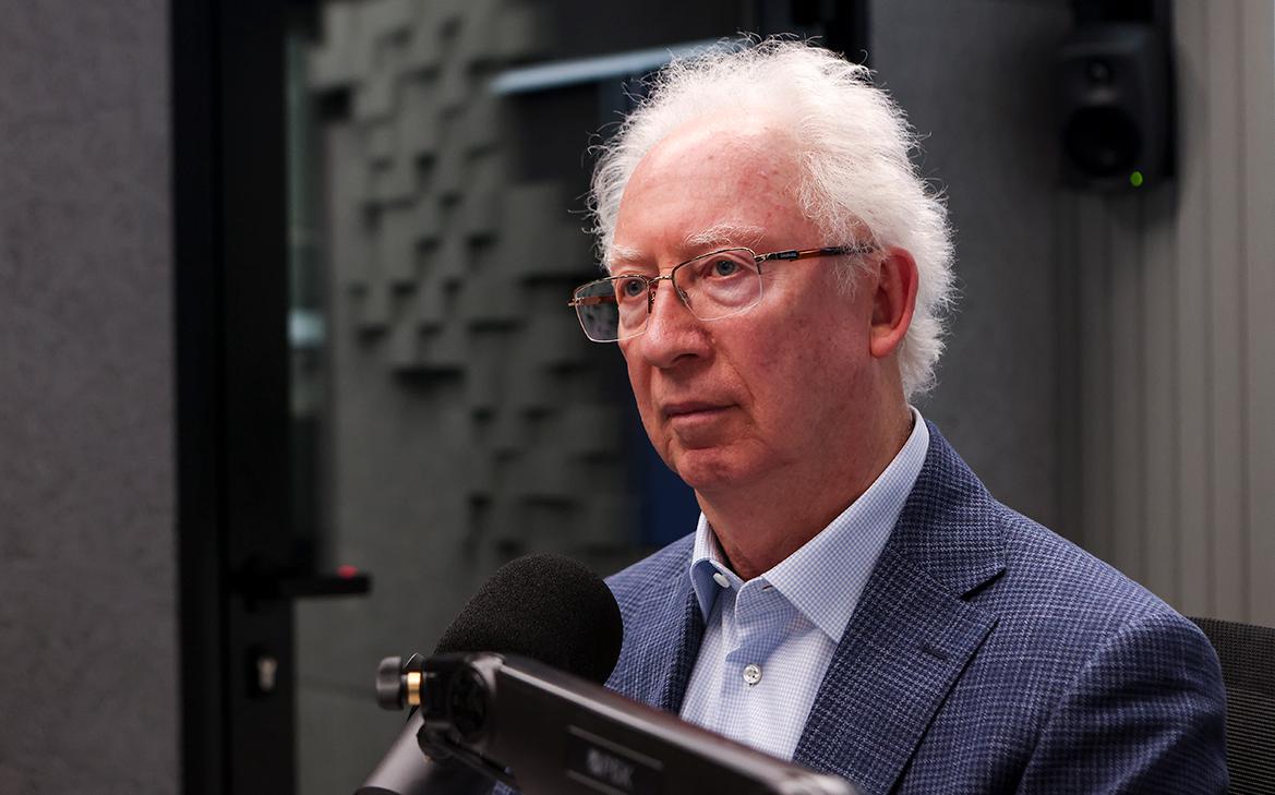 Экс-чиновники ответили Грефу на идею о реформе зарплат госслужащих