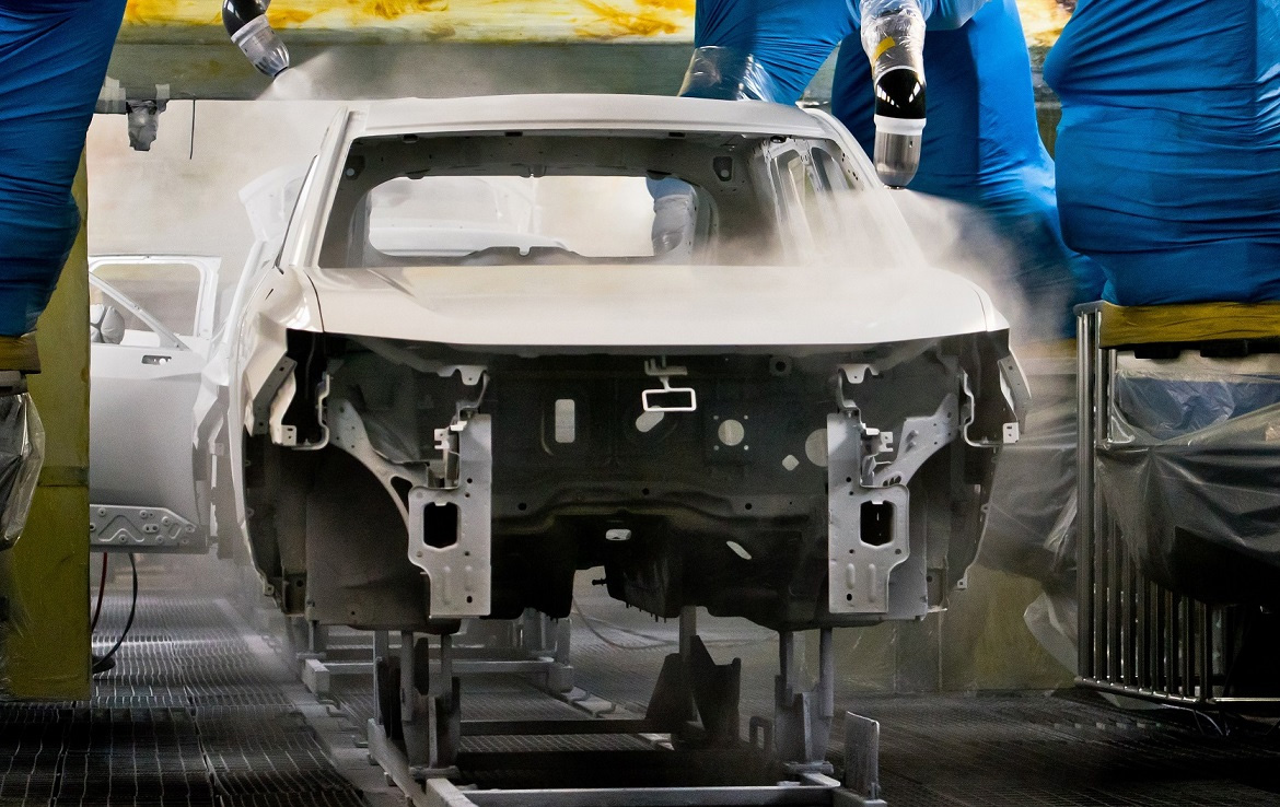 Кузов нового кроссовера Lada Azimut выдержал испытания кислотой и гравием