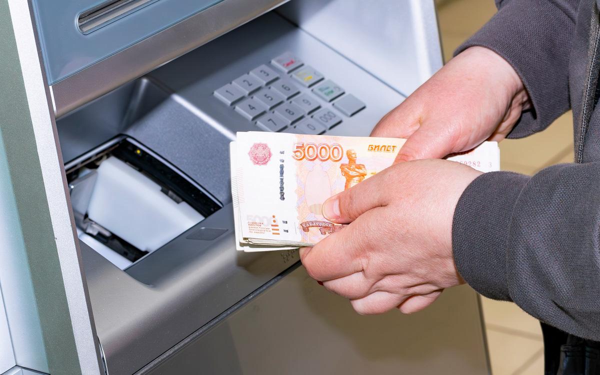 Вклады по-прежнему остаются привлекательным инструментом для сохранения сбережений, считают опрошенные &laquo;РБК Инвестициями&raquo; аналитики