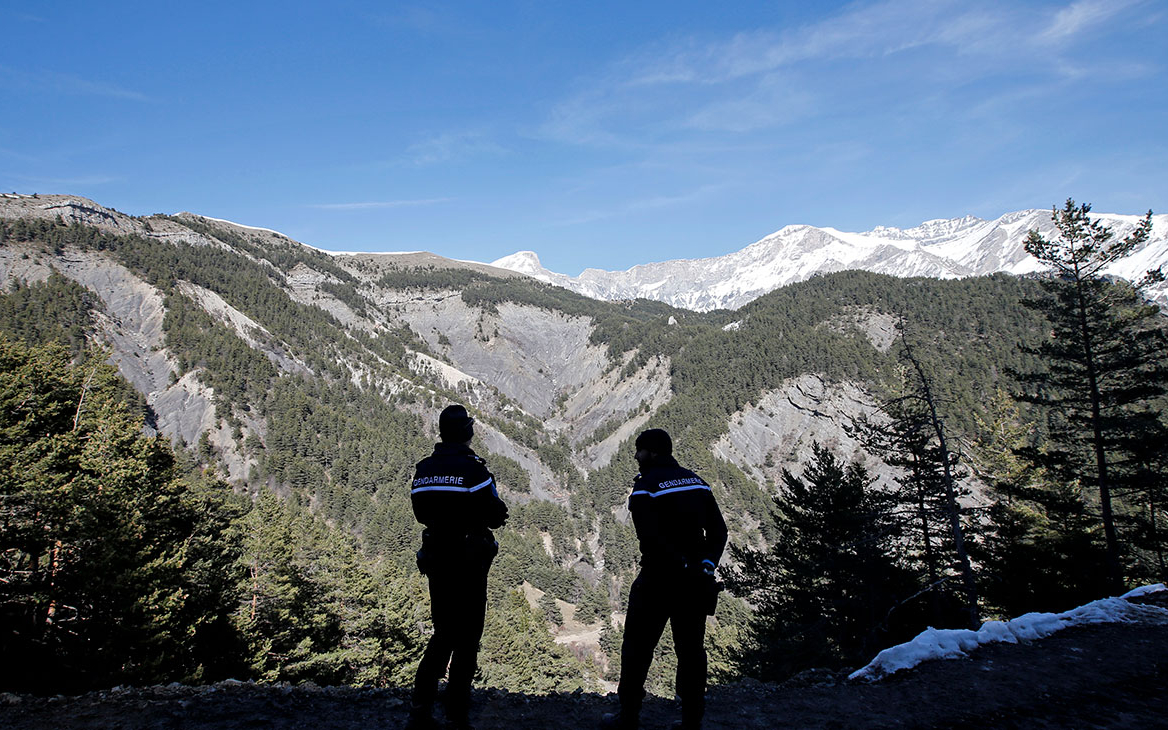 Le Monde сообщила о «базе шпионов ГРУ» в Альпах